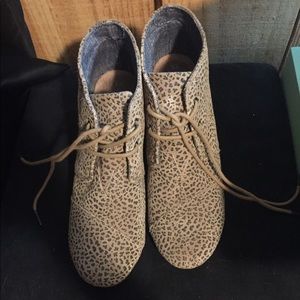 8.5 Tom Desert Wedges Cheetah Booties